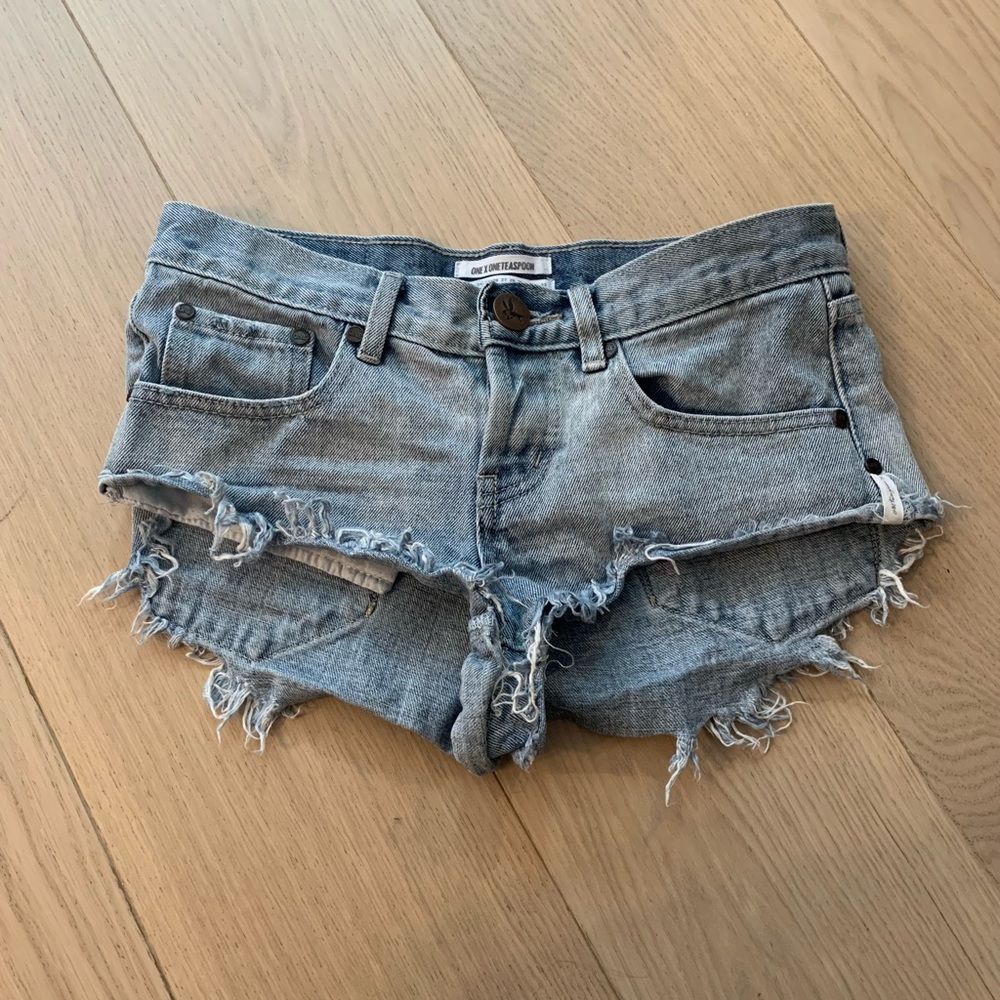 One Teaspoon- Size 24- Cutoff Frayed Shorts